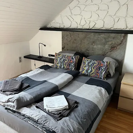 Apartment Haus Zur Vulkaneifel Brohl-Lutzing